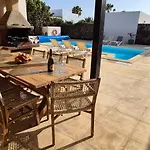 Villa De Suenos Lajares
